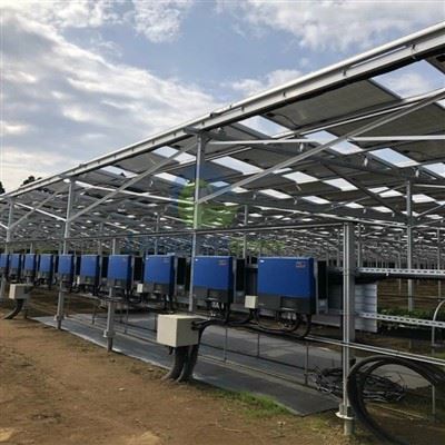 Hocheffizientes Bodenmontagesystem für Solarparks